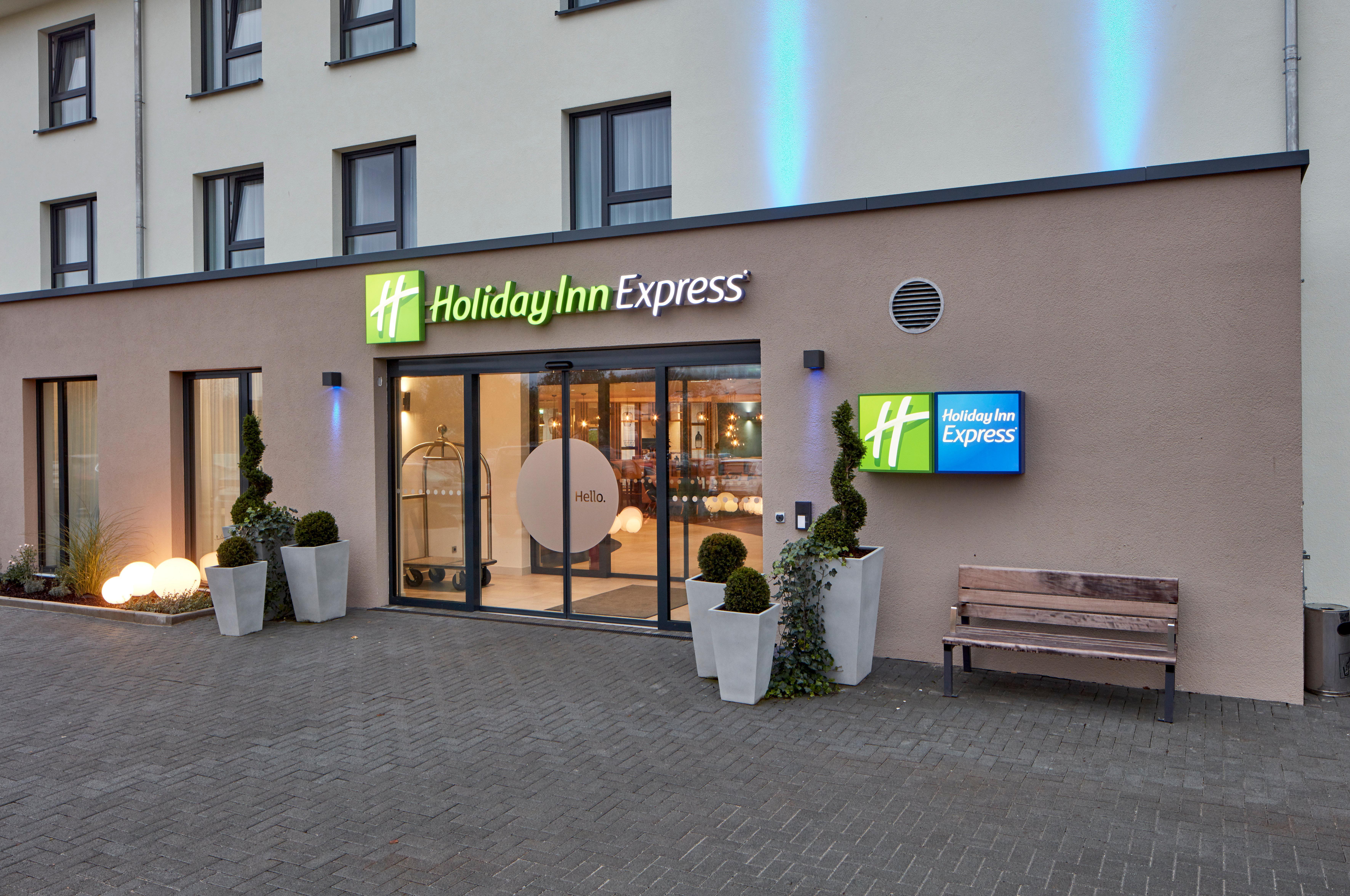 Holiday Inn Express - Merzig, An Ihg Hotel מראה חיצוני תמונה